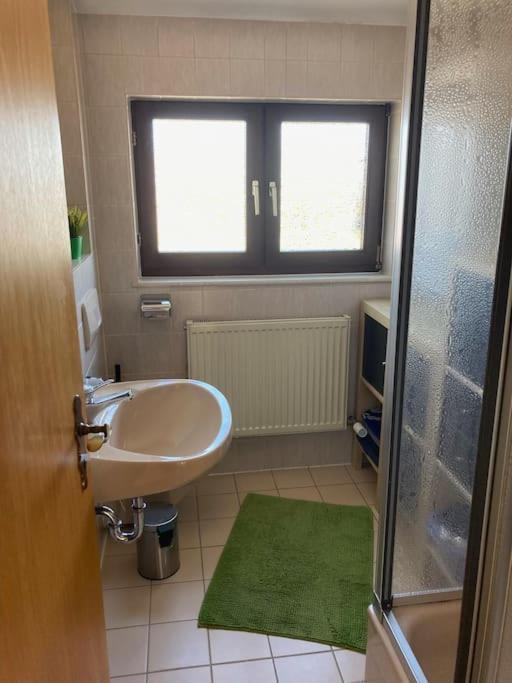 Sonnige Etagen-Wohnung, Alleinige Nutzung, Wasserbett Neunkirchen  Luaran gambar